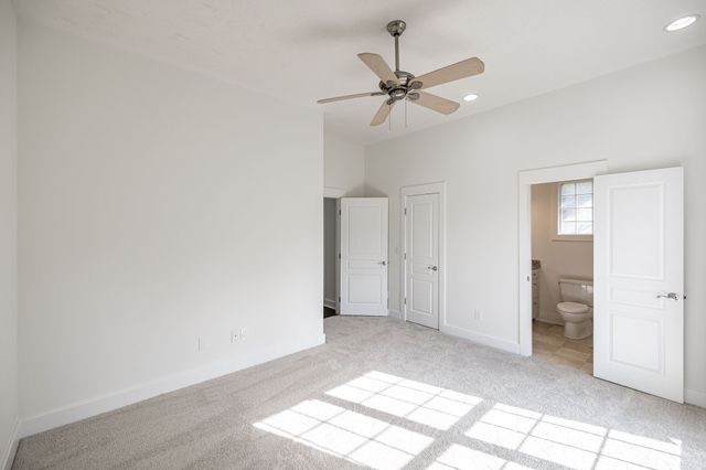 1146 Stirlingshire Dr, Hendersonville, TN 37075