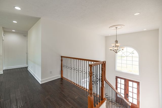 1146 Stirlingshire Dr, Hendersonville, TN 37075