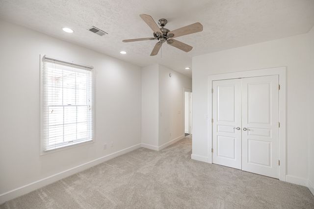 1146 Stirlingshire Dr, Hendersonville, TN 37075