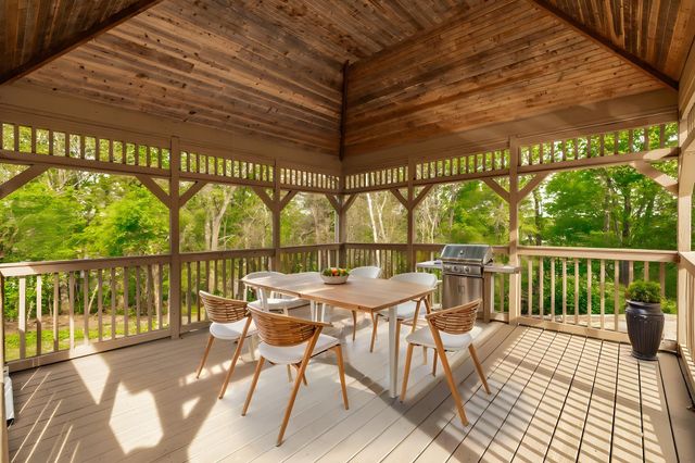 1146 Stirlingshire Dr, Hendersonville, TN 37075