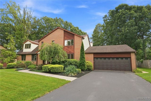 49 Fennec Lane, Amherst, NY 14051