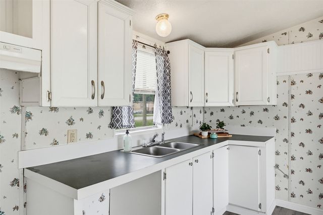 7009 Karen Lane, Joshua, TX 76058