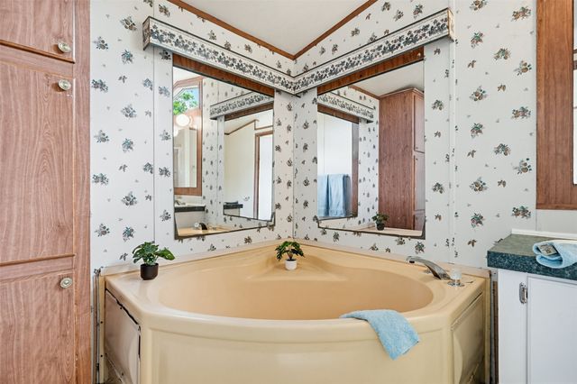 7009 Karen Lane, Joshua, TX 76058