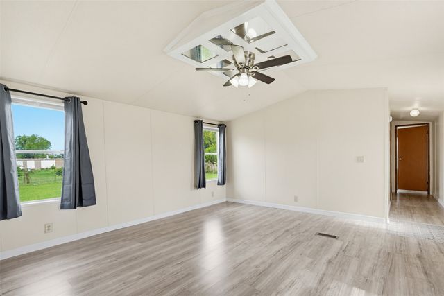 7009 Karen Lane, Joshua, TX 76058