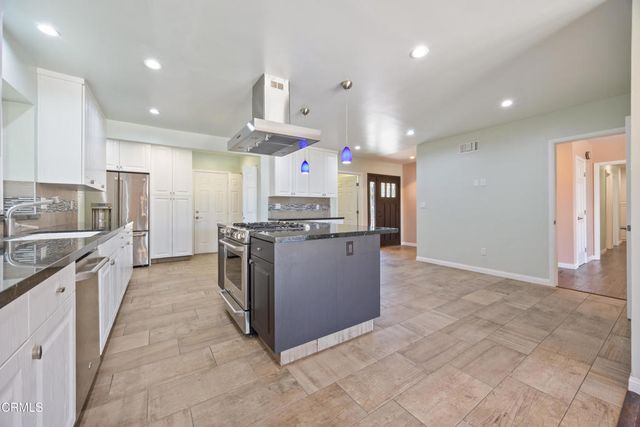6823 Northford Drive, Tujunga, CA 91042