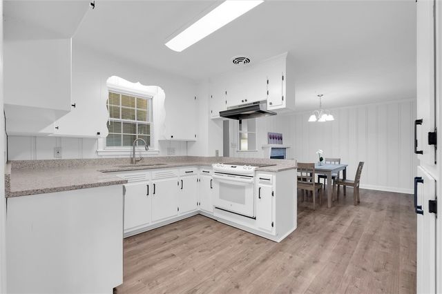 206 Hillside Drive, Greer, SC 29651