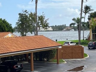 160 Yacht Club Way 209, Hypoluxo, FL 33462
