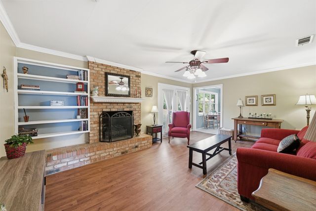 5801 Westlawn Drive, Waco, TX 76710