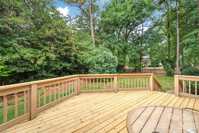 8600 Brownes Pond Lane, Charlotte, NC 28277