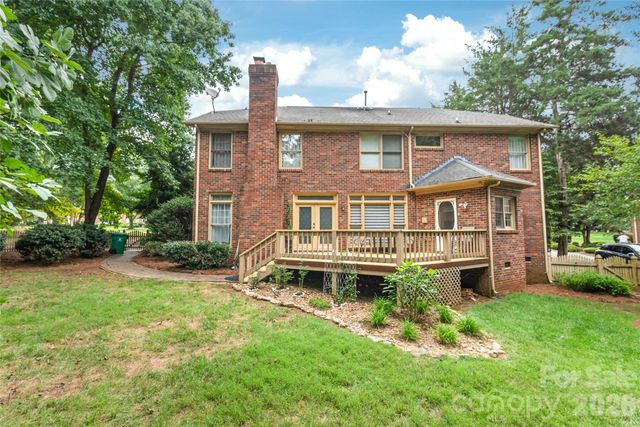 8600 Brownes Pond Lane, Charlotte, NC 28277