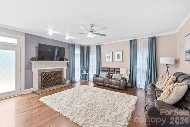 8600 Brownes Pond Lane, Charlotte, NC 28277