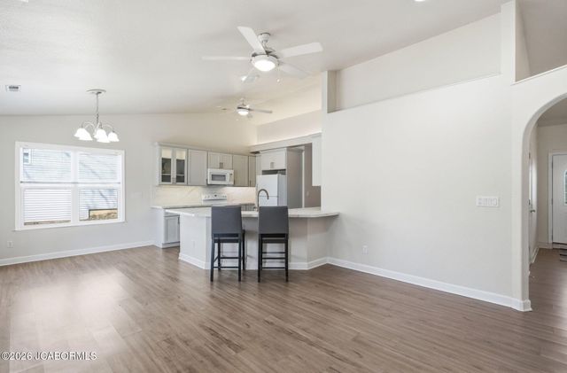 2701 N PENNY LANE, Columbia, MO 65202