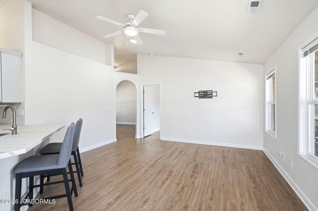 2701 N PENNY LANE, Columbia, MO 65202