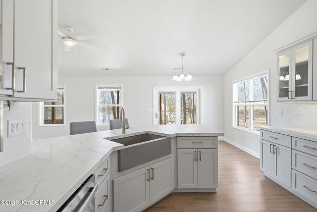 2701 N PENNY LANE, Columbia, MO 65202