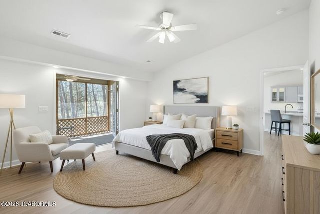 2701 N PENNY LANE, Columbia, MO 65202