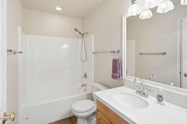 2701 N PENNY LANE, Columbia, MO 65202