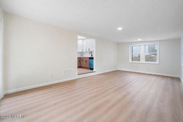 55 Davis Lane, Red Bank, NJ 07701