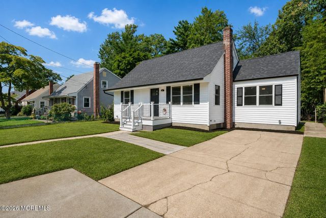 55 Davis Lane, Red Bank, NJ 07701