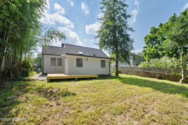 55 Davis Lane, Red Bank, NJ 07701