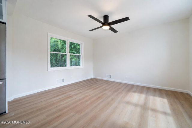 55 Davis Lane, Red Bank, NJ 07701