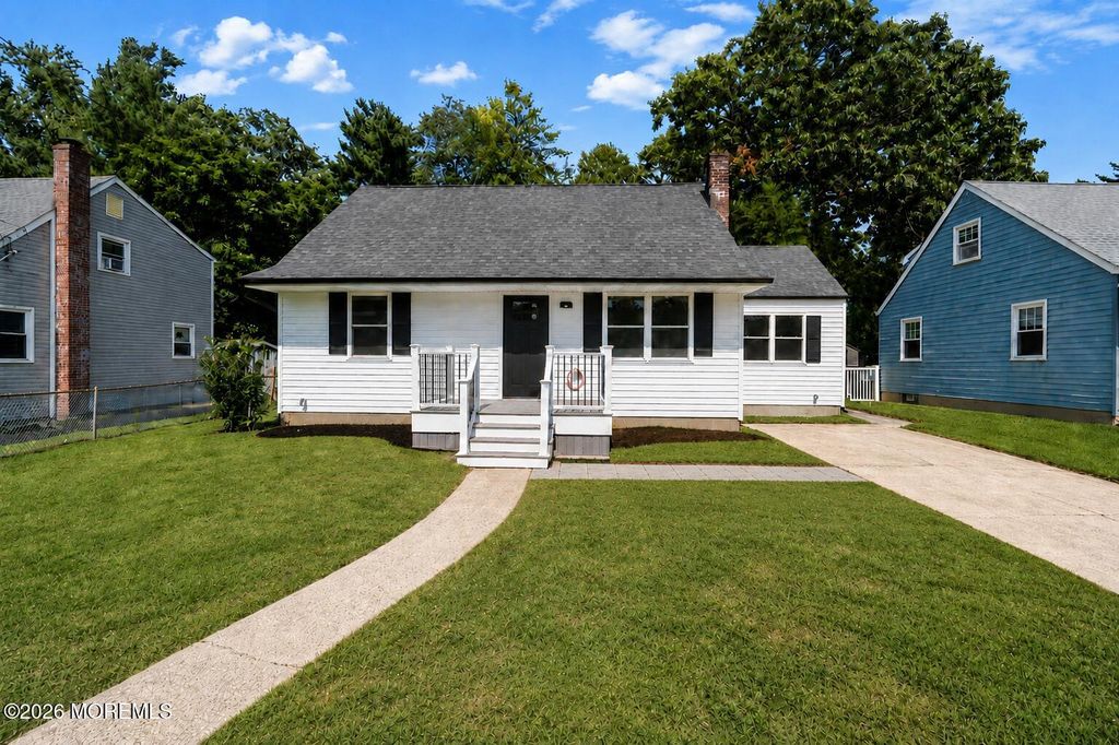 55 Davis Lane, Red Bank, NJ 07701