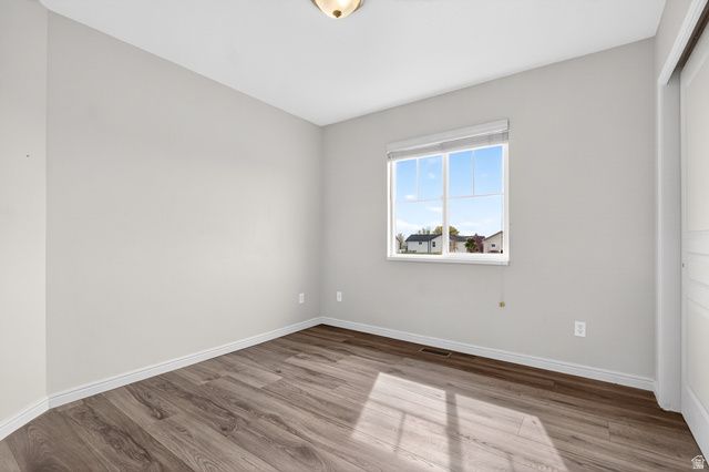 906 E SAM CIR, Clearfield, UT 84015