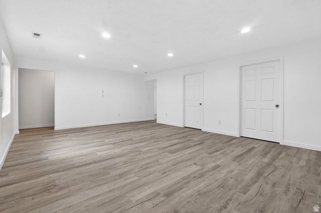 906 E SAM CIR, Clearfield, UT 84015