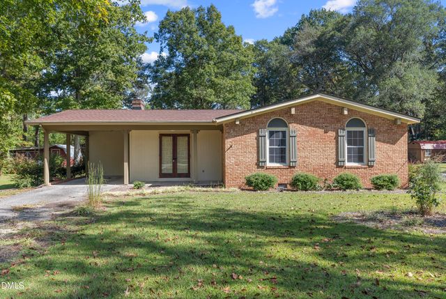 712 W J Street Street, Erwin, NC 28339