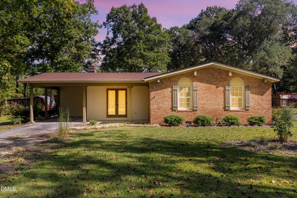 712 W J Street Street, Erwin, NC 28339