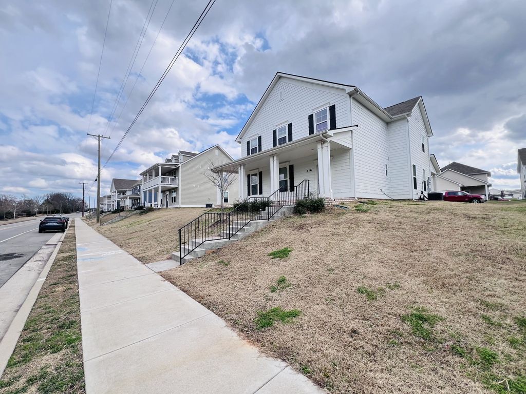 4341 Maxwell Rd, Antioch, TN 37013