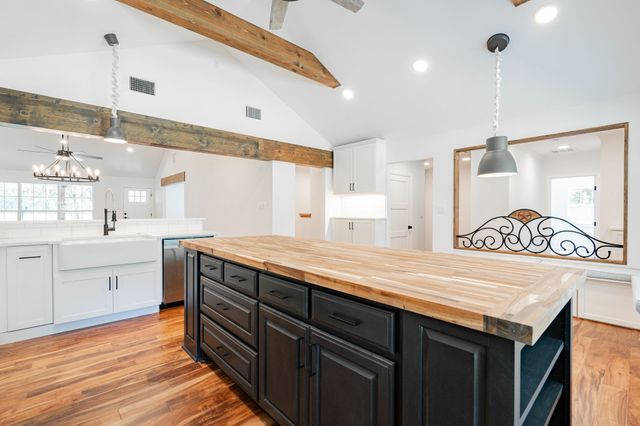 1917 County Road 1460, Quitman, TX 75783