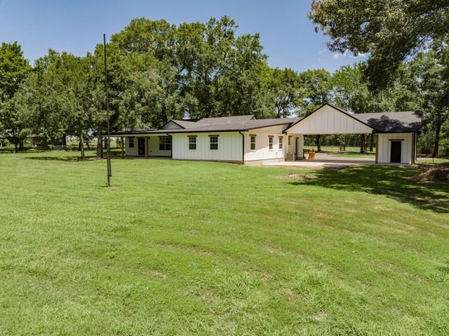 1917 County Road 1460, Quitman, TX 75783