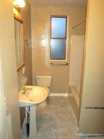 519 Euclid Ave, Canonsburg, PA 15317