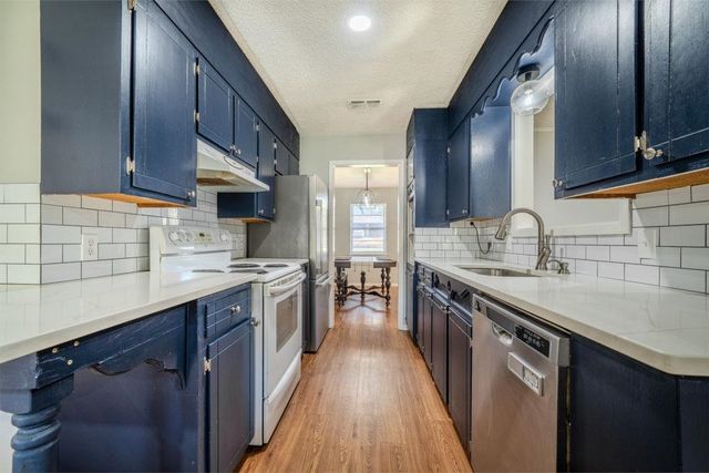 2703 Balsam St, Longview, TX 75605