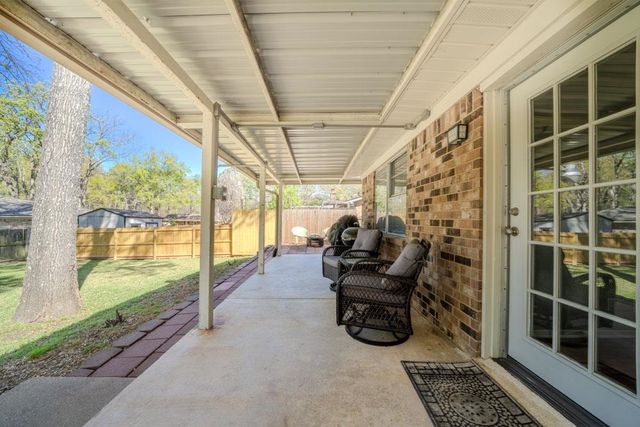 2703 Balsam St, Longview, TX 75605