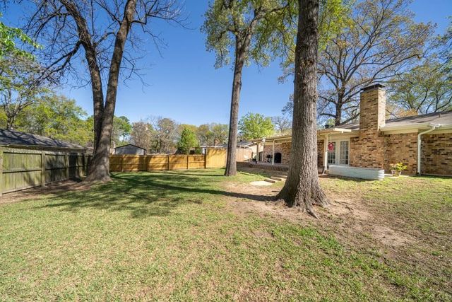 2703 Balsam St, Longview, TX 75605