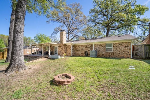 2703 Balsam St, Longview, TX 75605