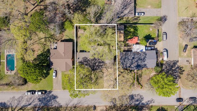 2703 Balsam St, Longview, TX 75605