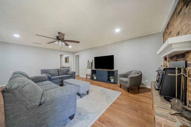 2703 Balsam St, Longview, TX 75605