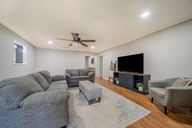 2703 Balsam St, Longview, TX 75605