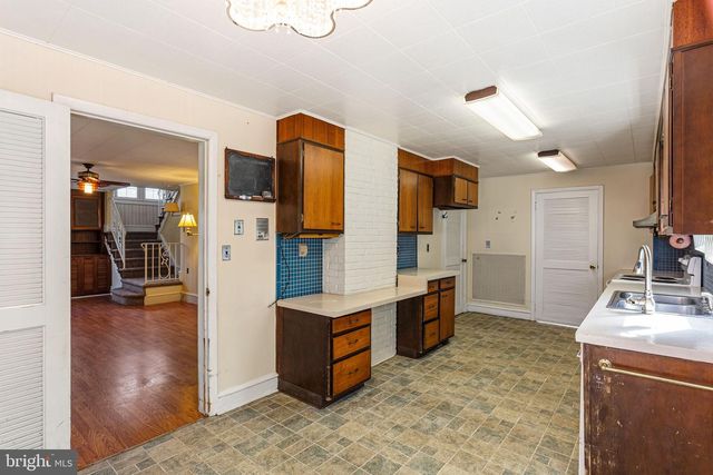 417 EVANS, Haddonfield, NJ 08033