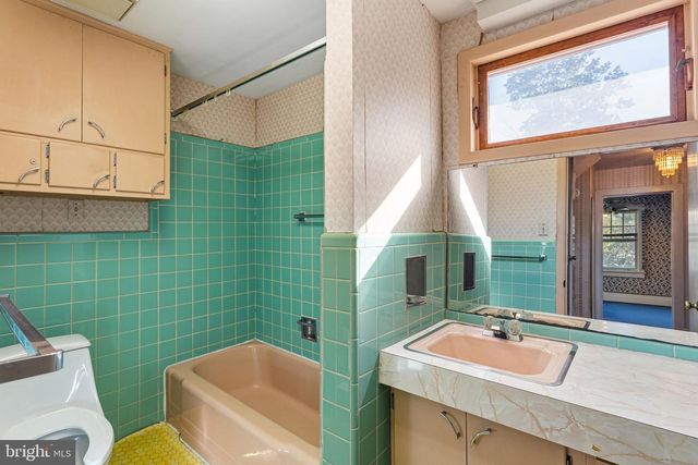 417 EVANS, Haddonfield, NJ 08033