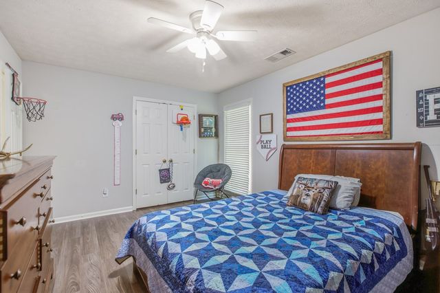169 Wagon Wheel Drive, Ellerslie, GA 31807