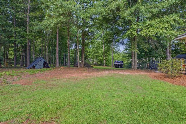 169 Wagon Wheel Drive, Ellerslie, GA 31807