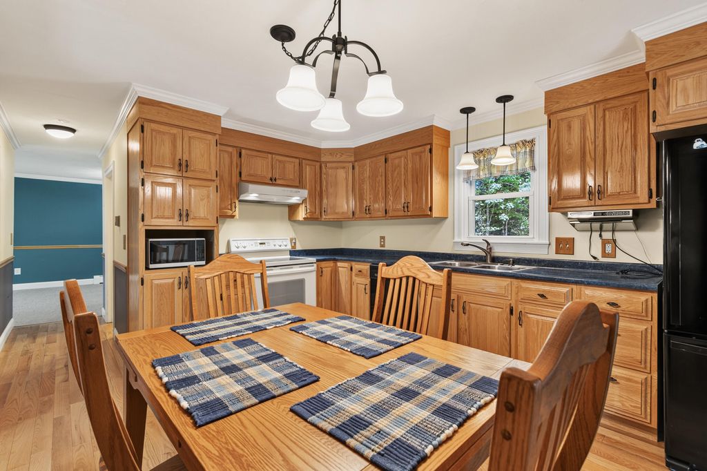25 Pioneer Lane, Standish, ME 04084 — photo 5