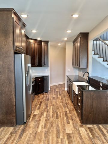 101 Highpoint Blvd, Tullahoma, TN 37388