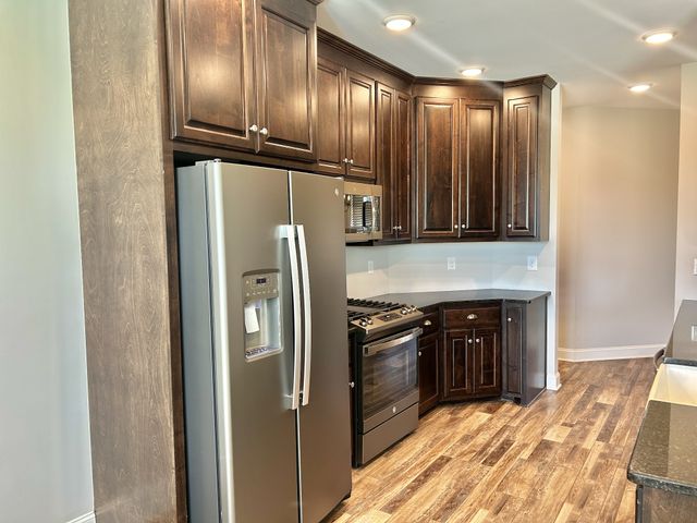 101 Highpoint Blvd, Tullahoma, TN 37388