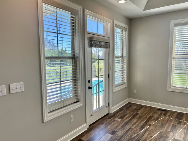 101 Highpoint Blvd, Tullahoma, TN 37388