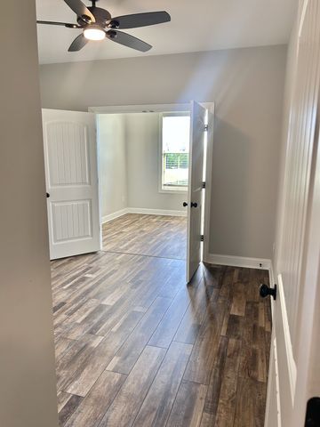 101 Highpoint Blvd, Tullahoma, TN 37388