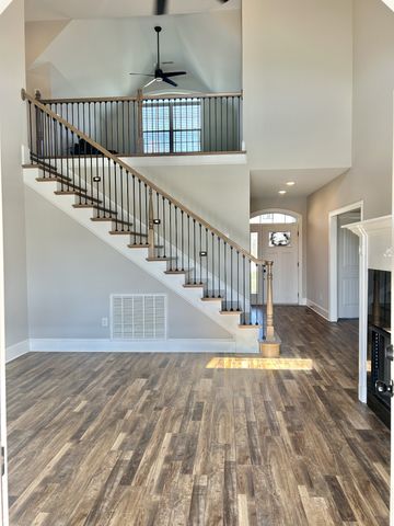 101 Highpoint Blvd, Tullahoma, TN 37388